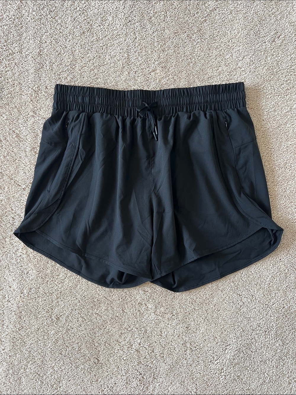 Women's Black Athletic Drawstring Shorts With Zipper Pockets Size XL NWT